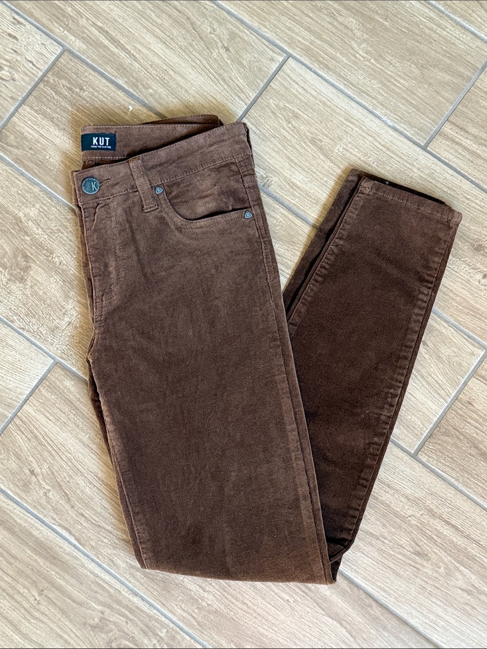 Kut from the Kloth Women's Skinny Corduroy Jeans in Dark Brown